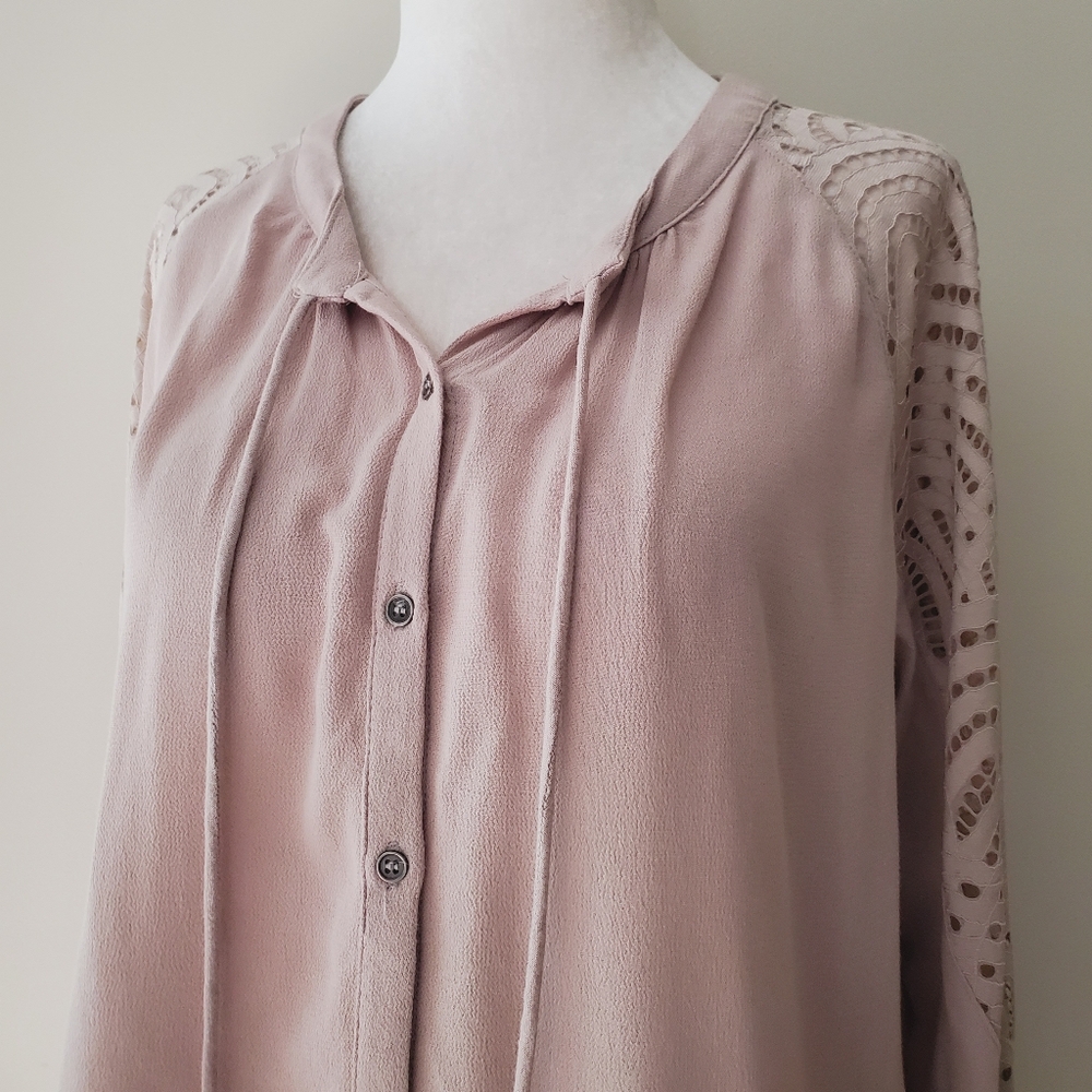 Gentle Fawn Lace Inset Button Down Blouse - Picture 13 of 16